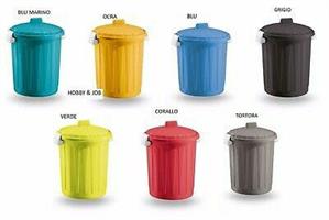 BIDONCINO 8LT C/COPERCHIO E PEDALE IN RATAN VARI COLORI